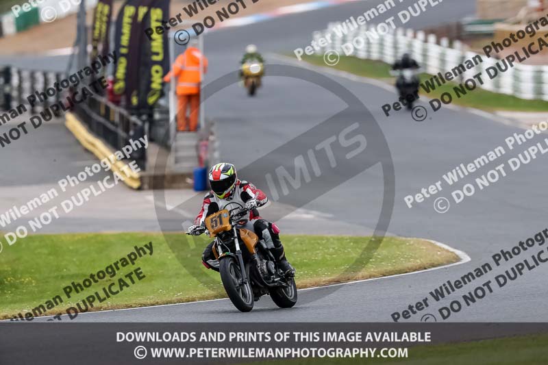 enduro digital images;event digital images;eventdigitalimages;mallory park;mallory park photographs;mallory park trackday;mallory park trackday photographs;no limits trackdays;peter wileman photography;racing digital images;trackday digital images;trackday photos